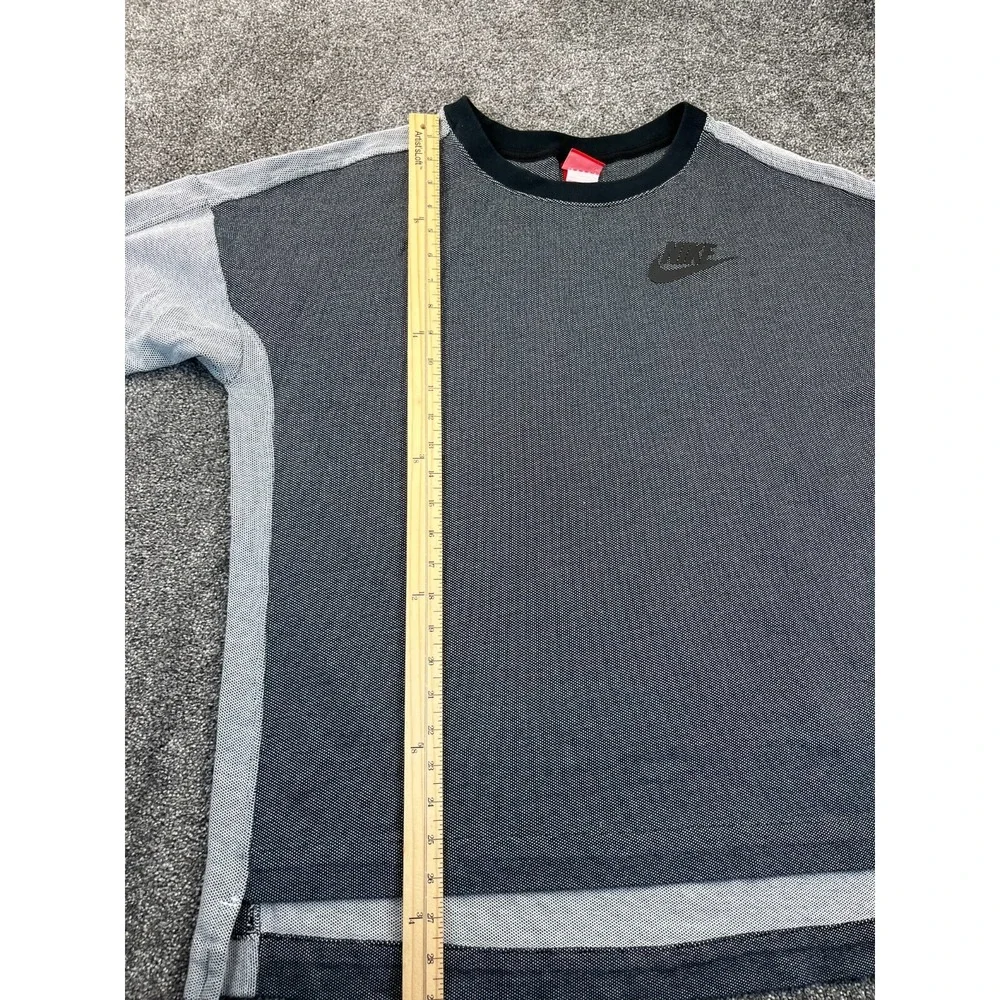 Nike Shirt Womens XL Rally Short Sleeve Crewneck‎ Red Label Pullover Black Gray